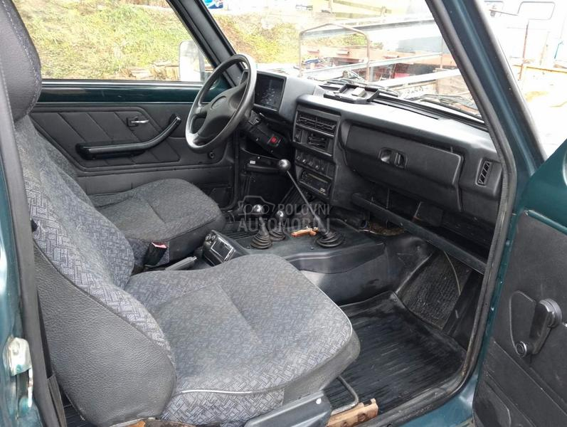 Lada Niva 