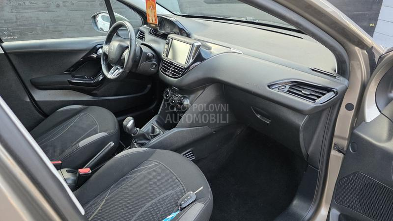Peugeot 208 1.4 HDI