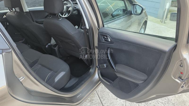 Peugeot 208 1.4 HDI