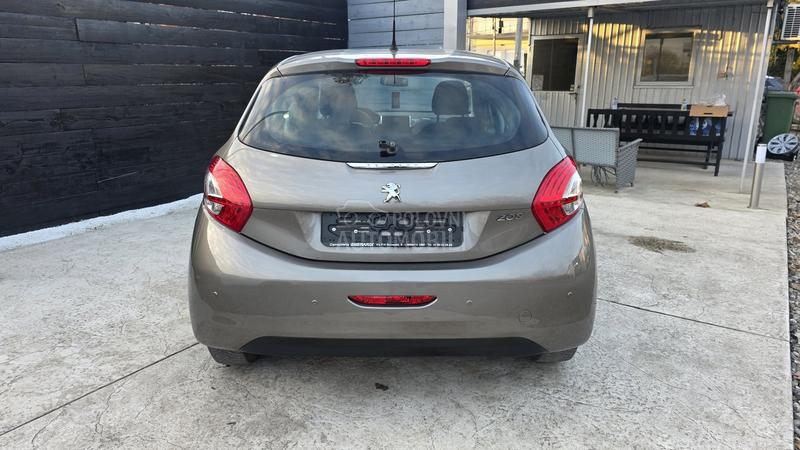 Peugeot 208 1.4 HDI