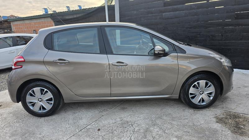 Peugeot 208 1.4 HDI