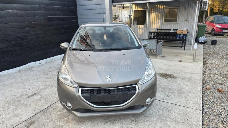 Peugeot 208 1.4 HDI