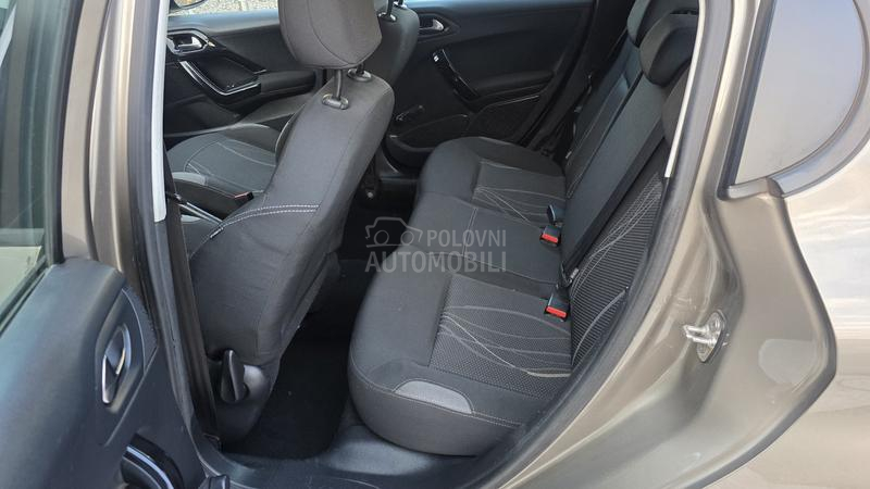 Peugeot 208 1.4 HDI