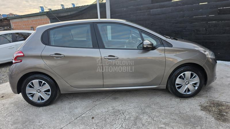 Peugeot 208 1.4 HDI