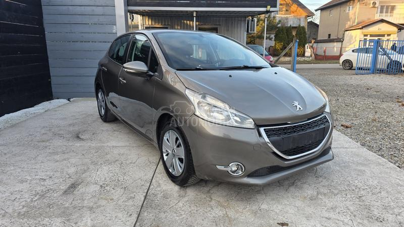 Peugeot 208 1.4 HDI