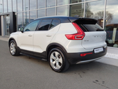 Volvo XC40 D4 AWD MOMENTUM PRO