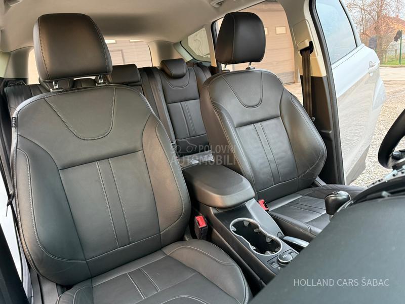 Ford Kuga 2.0 TDCI TITANIUM