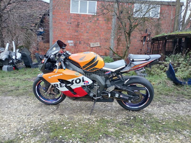 Honda cbr 1000rr