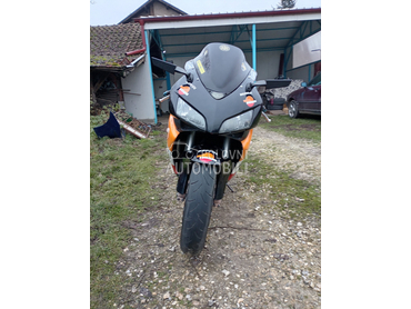 Honda cbr 1000rr