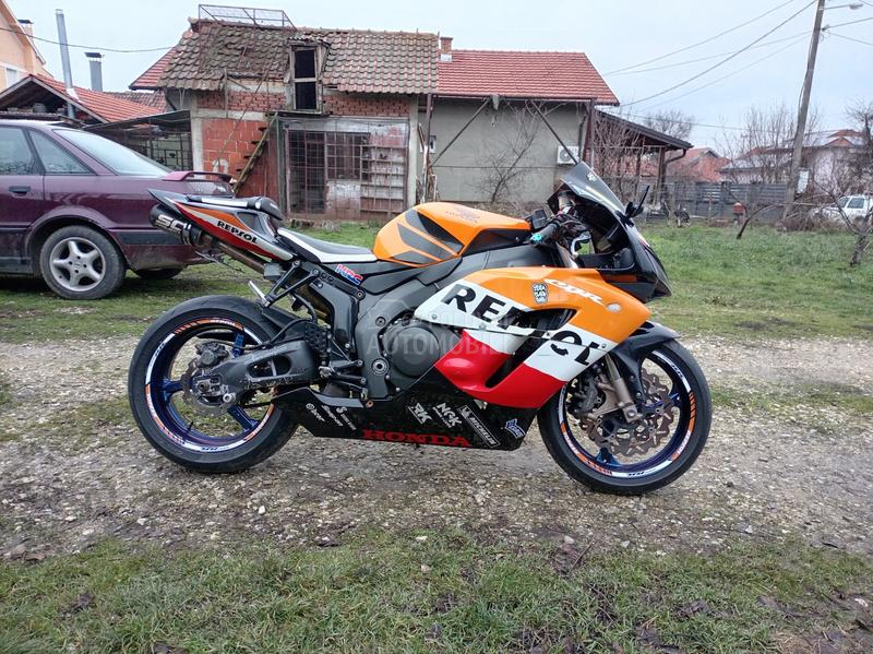 Honda cbr 1000rr
