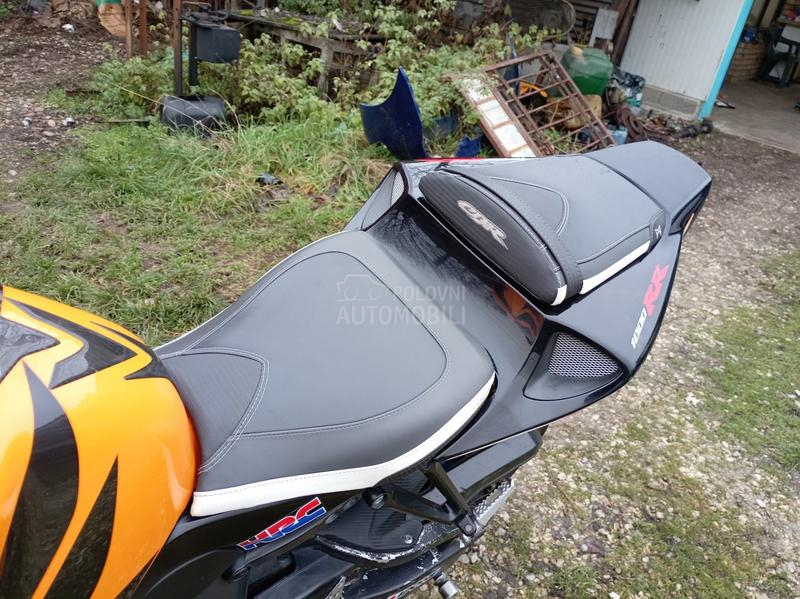 Honda cbr 1000rr