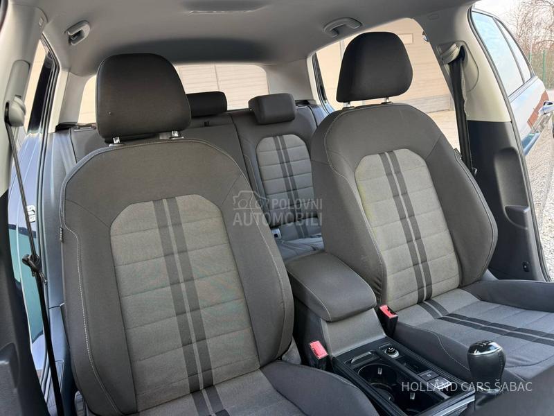 Volkswagen Golf 7 1.6 TDI LED