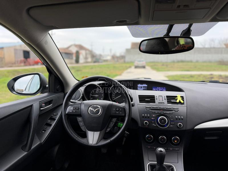Mazda 3 1.6 Resty,Sport CH