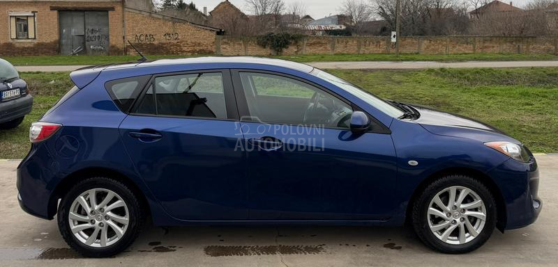 Mazda 3 1.6 Resty,Sport CH