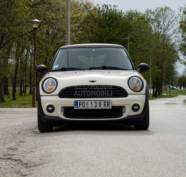 MINI One 