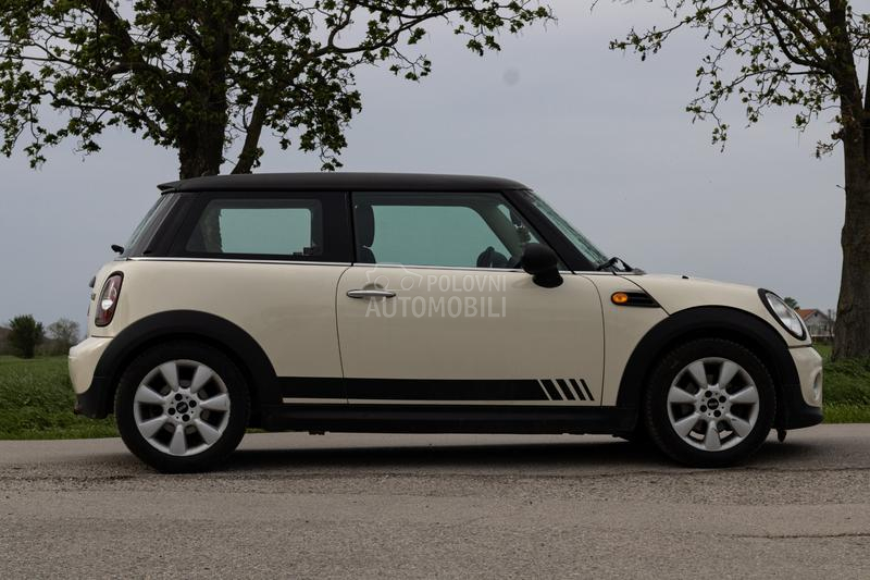 MINI One 