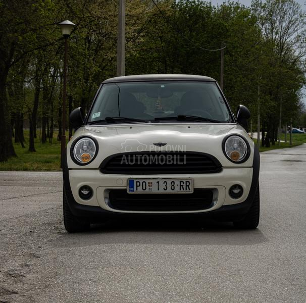 MINI One 