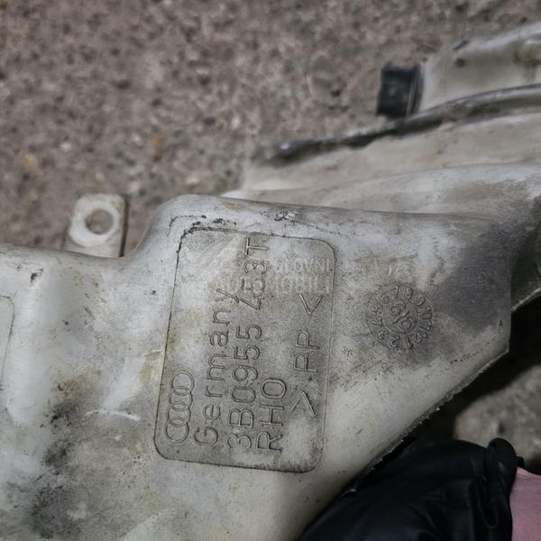 Boca tečnosti za brisače