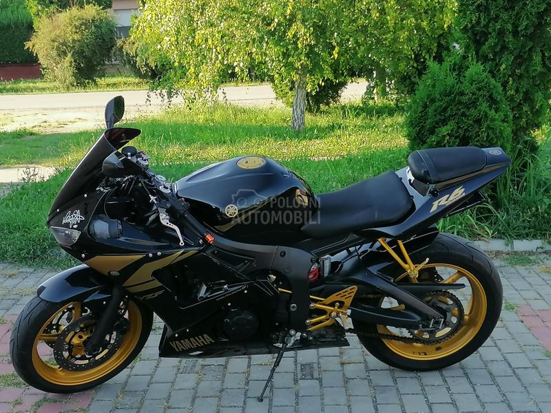 Yamaha R6