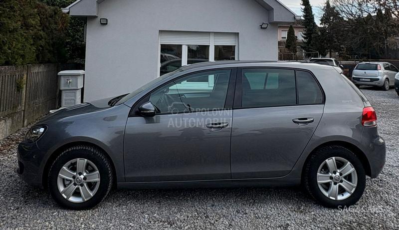 Volkswagen Golf 6 1.6 TDI HIGHLINE