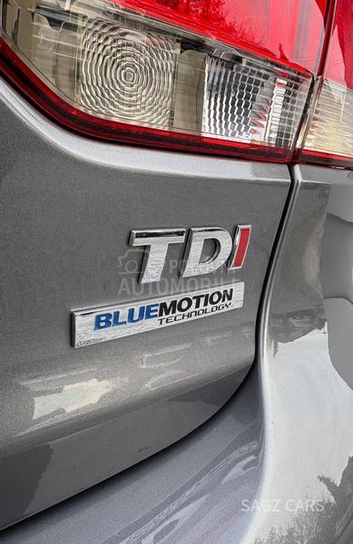 Volkswagen Golf 6 1.6 TDI HIGHLINE