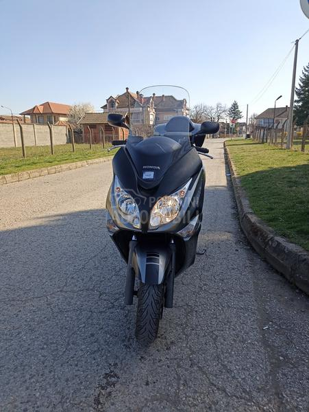 Honda Silver wing 400