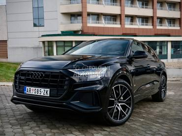Audi Q8 3xS BLACK EDT