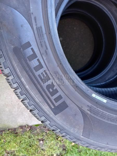 Pirelli 215/65 R17 Zimska