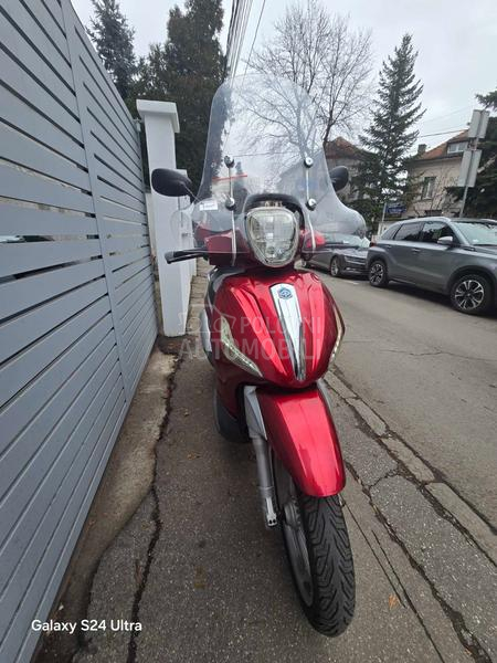 Piaggio Beverli 300