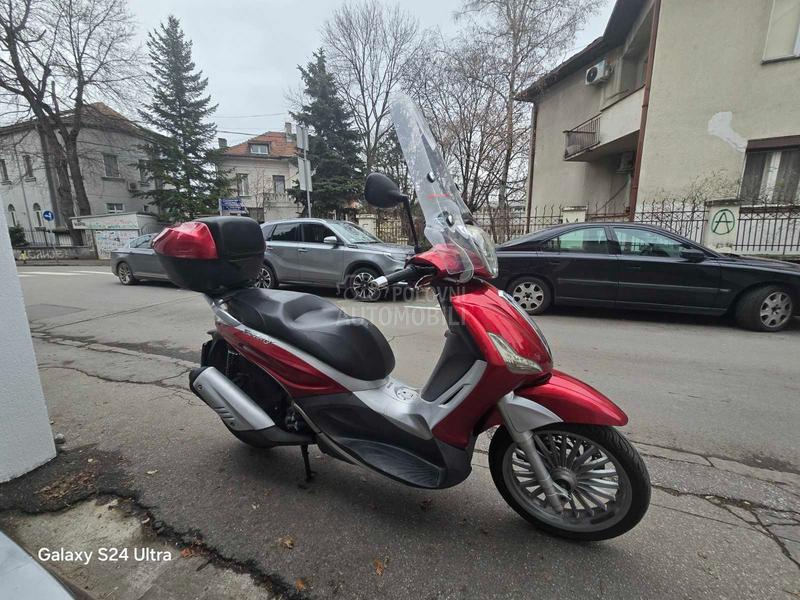 Piaggio Beverli 300