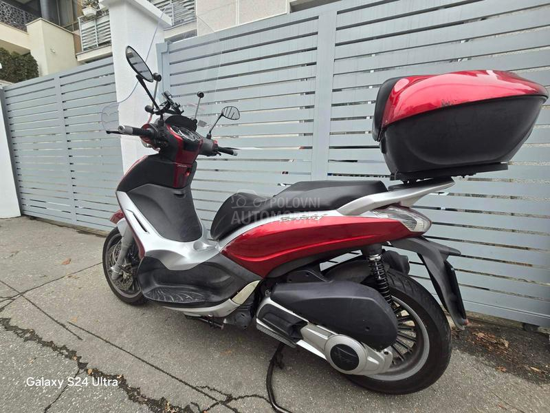 Piaggio Beverli 300