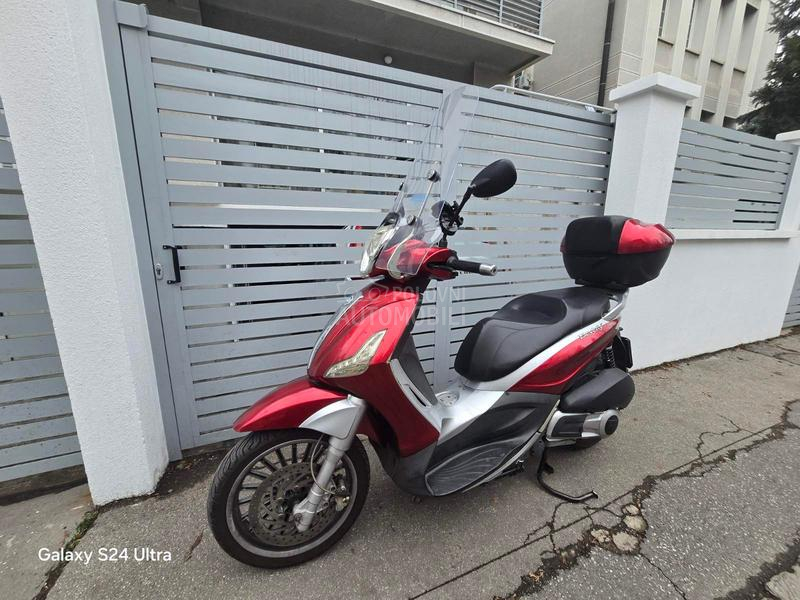 Piaggio Beverli 300