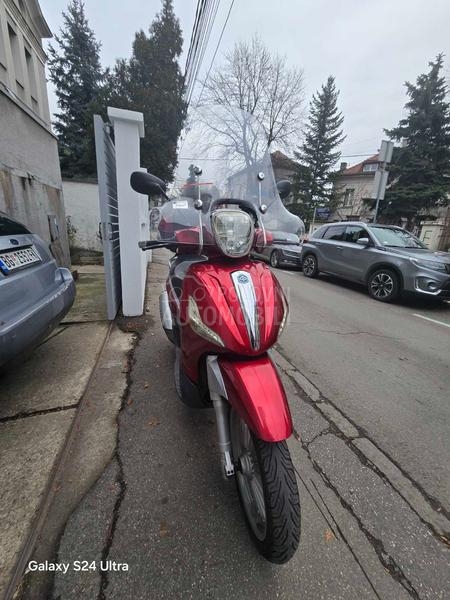 Piaggio Beverli 300