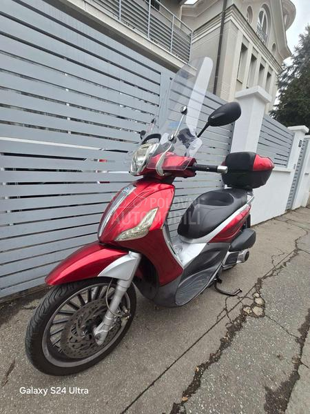 Piaggio Beverli 300