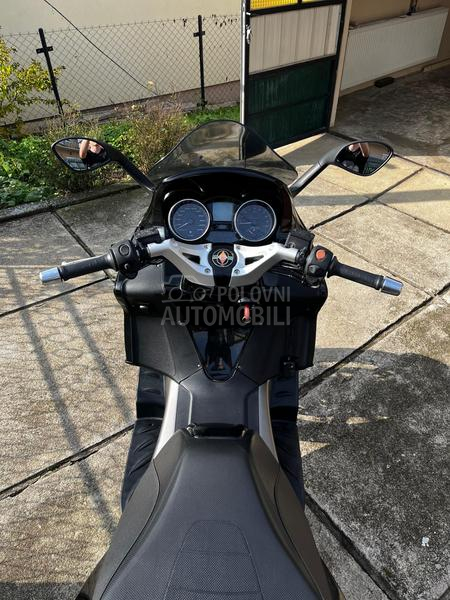 Gilera GP 800, GP800