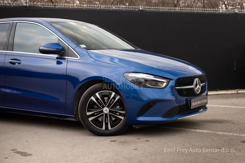 Mercedes Benz B 180 