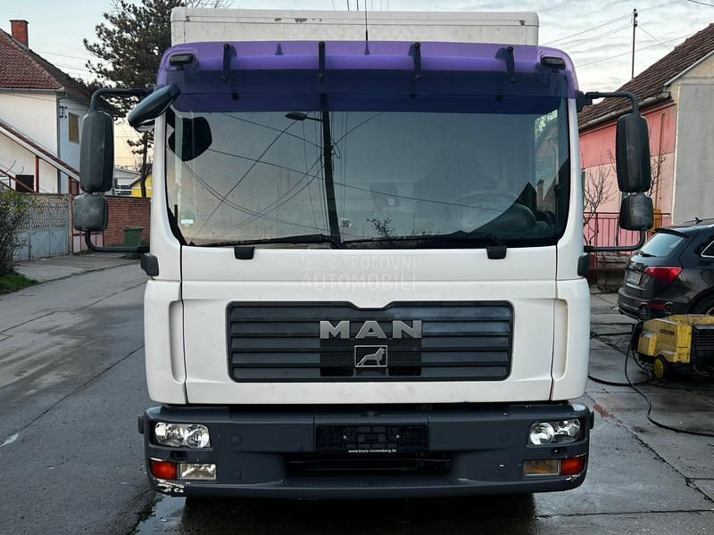 MAN TGL 8 210