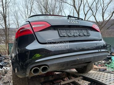 Branik za Audi A4 od 2008. do 2014. god.