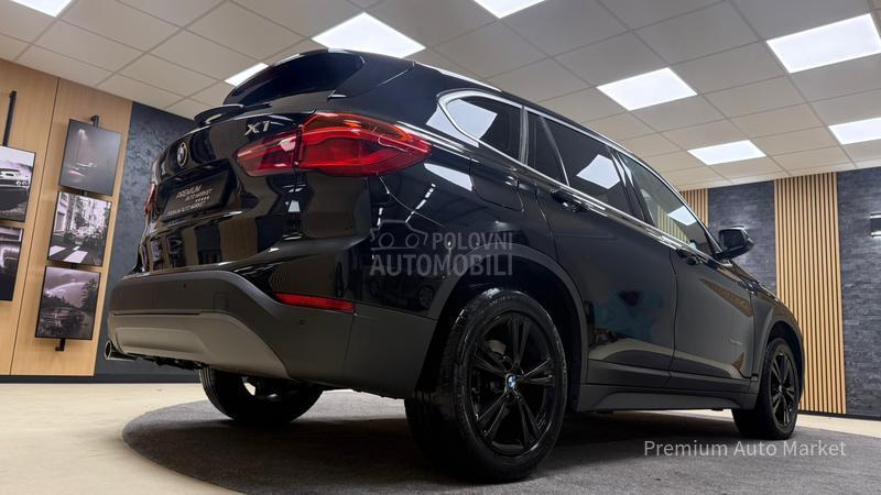 BMW X1 //1.5D//NOV/LED