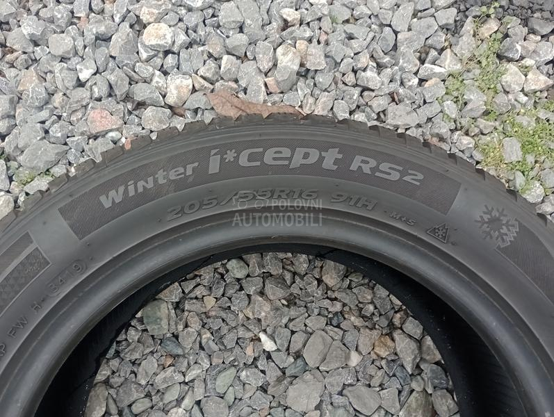Hankook 205/55 R16 Zimska