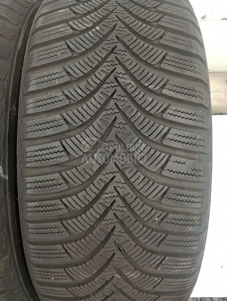 Hankook 205/55 R16 Zimska