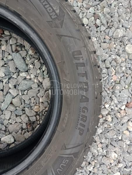 Goodyear 225/65 R17 Zimska