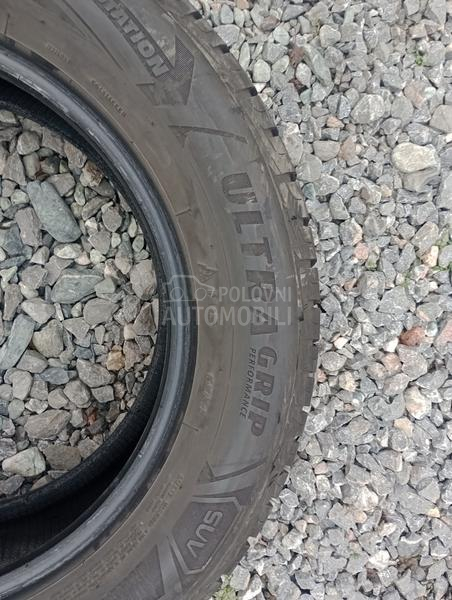 Goodyear 225/65 R17 Zimska