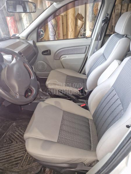 Dacia Logan laurete1.5dci