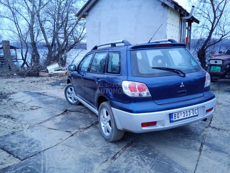 Mitsubishi Outlander 