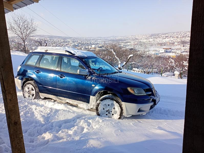 Mitsubishi Outlander 