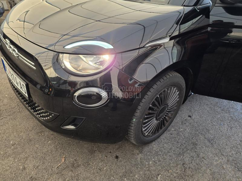 Fiat 500e Icon/Pano/118hp