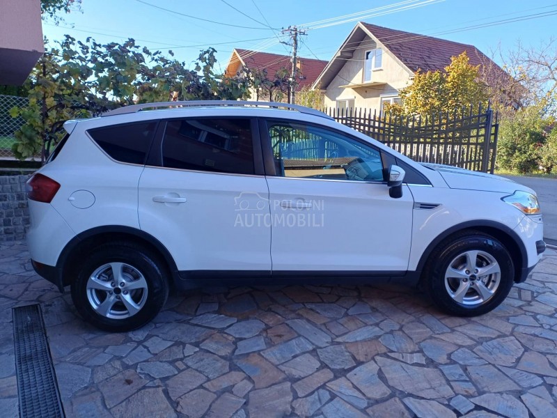 Ford Kuga 2.0 / 4X4 / CH