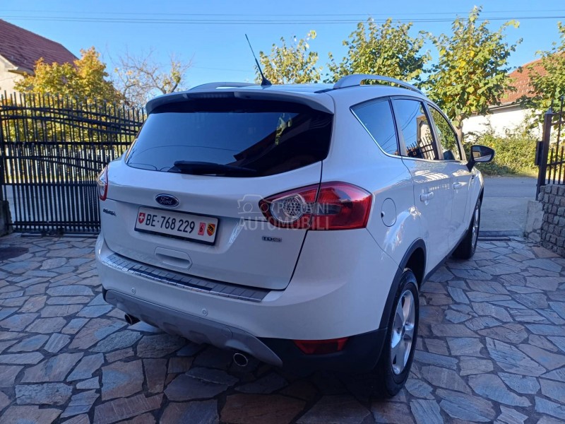 Ford Kuga 2.0 / 4X4 / CH