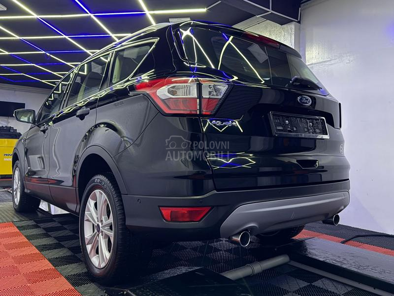 Ford Kuga NOV N O V